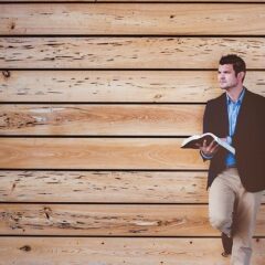 man-reading-bible